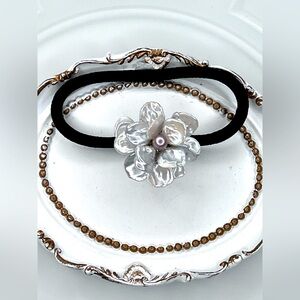 Handmade Freshwater HQ Keshi Pearl Double Layer Flower 🌺 Hair Tie